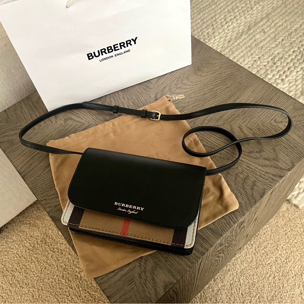 Burberry crossbody